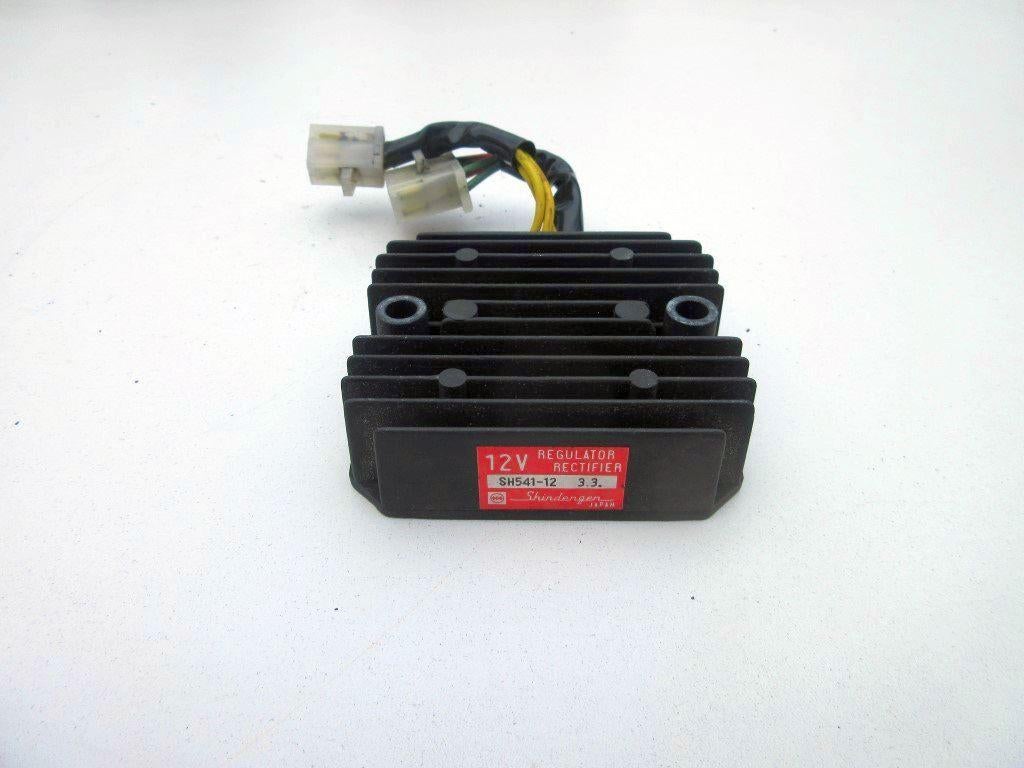 Honda VF750F spanningsregelaar VF 750 F spanning regelaar, Ophalen of Verzenden