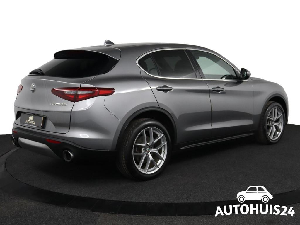Alfa Romeo Stelvio 2.0 T AWD First Edition 280pk NL-Auto|1Ei, Automaat, 4 cilinders, Met garantie (alle), Bedrijf