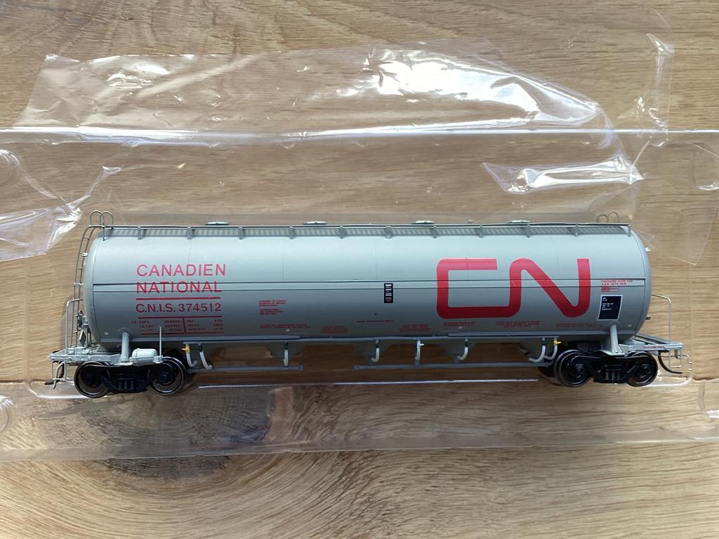 Intermountain USA, Canada “CN” hopper “Canadian National” HO, Bachmann, Gelijkstroom of Wisselstroom, Ophalen of Verzenden, Nieuw