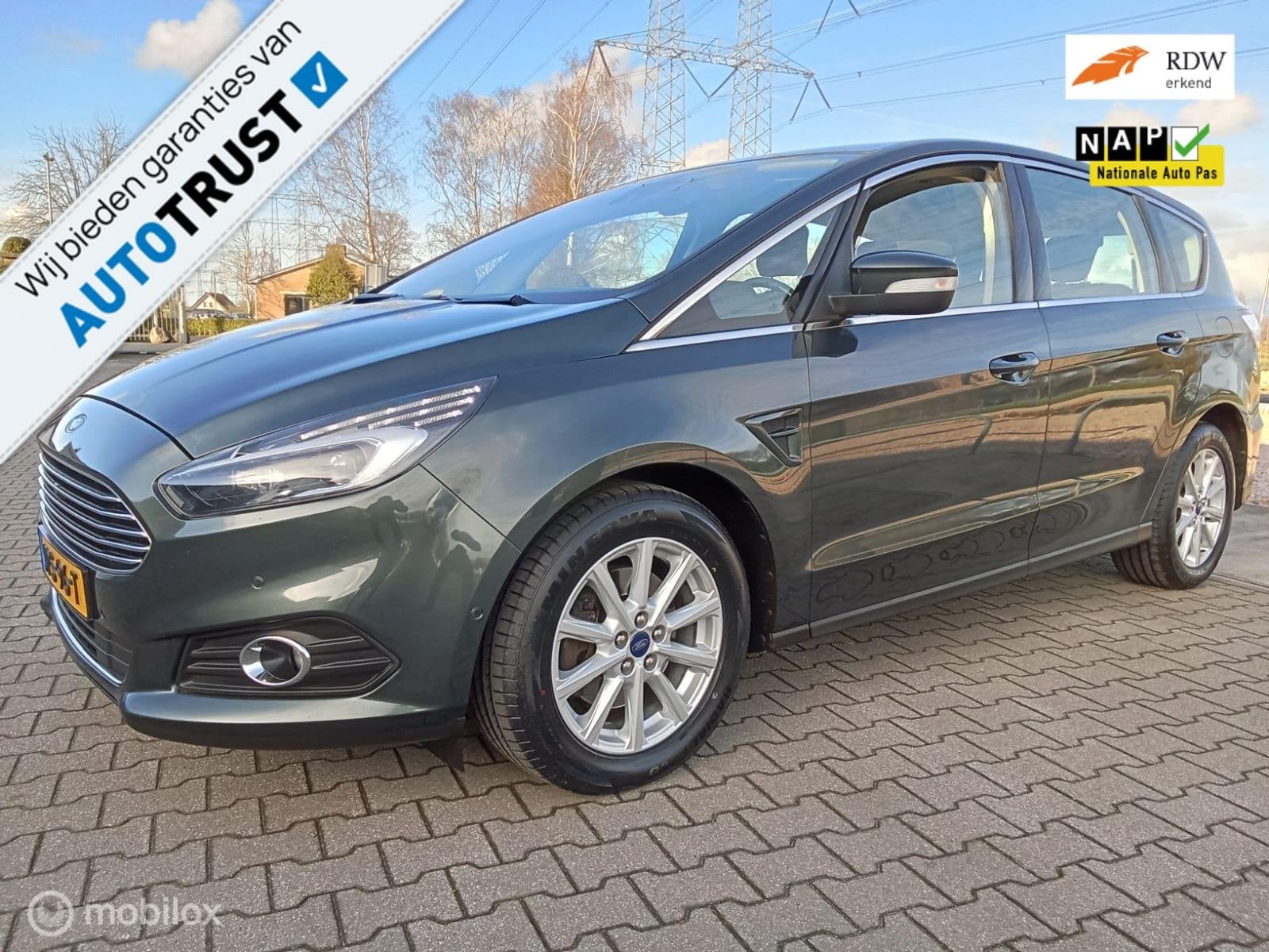Ford S-Max 2.0 Automaat/Clima/Navi/Leder/Trekhaak, Auto's, Ford, Zwart, 4 cilinders, Leder, Bedrijf