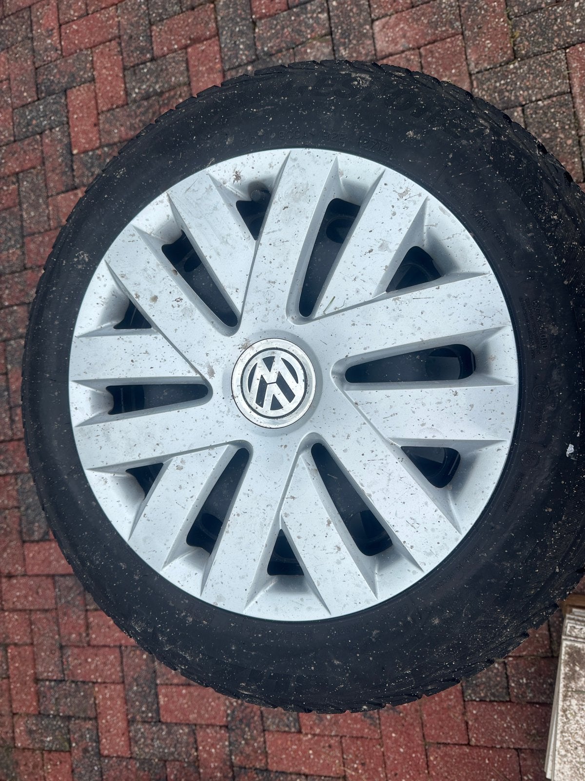 15inch met winter banden  Polo 6r/6c €150,00, Ophalen, 215 mm, Velg(en), 17 inch