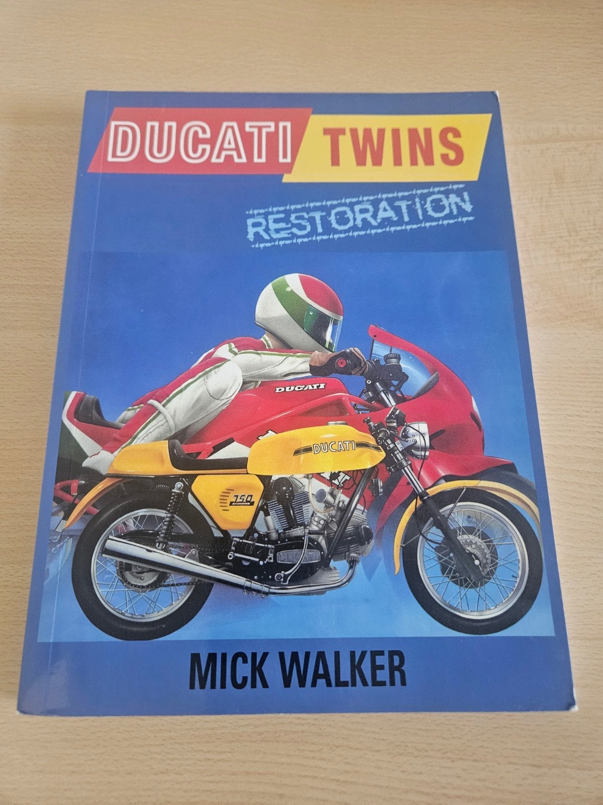 Ducati Twins Restoration Mick Walker, Ophalen of Verzenden, Ducati