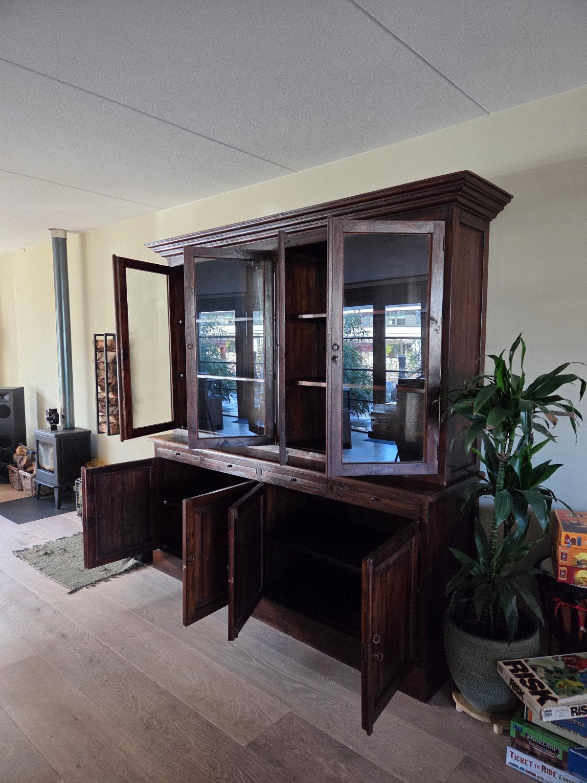 Grote houten apothekerskast / winkelkast / servieskast, Ophalen