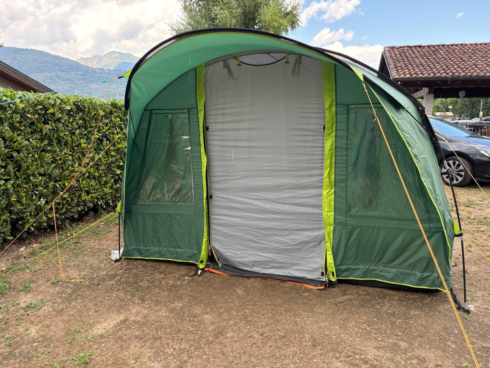 5  persoons Coleman Pinto Mountain tent., Ophalen of Verzenden, Zo goed als nieuw