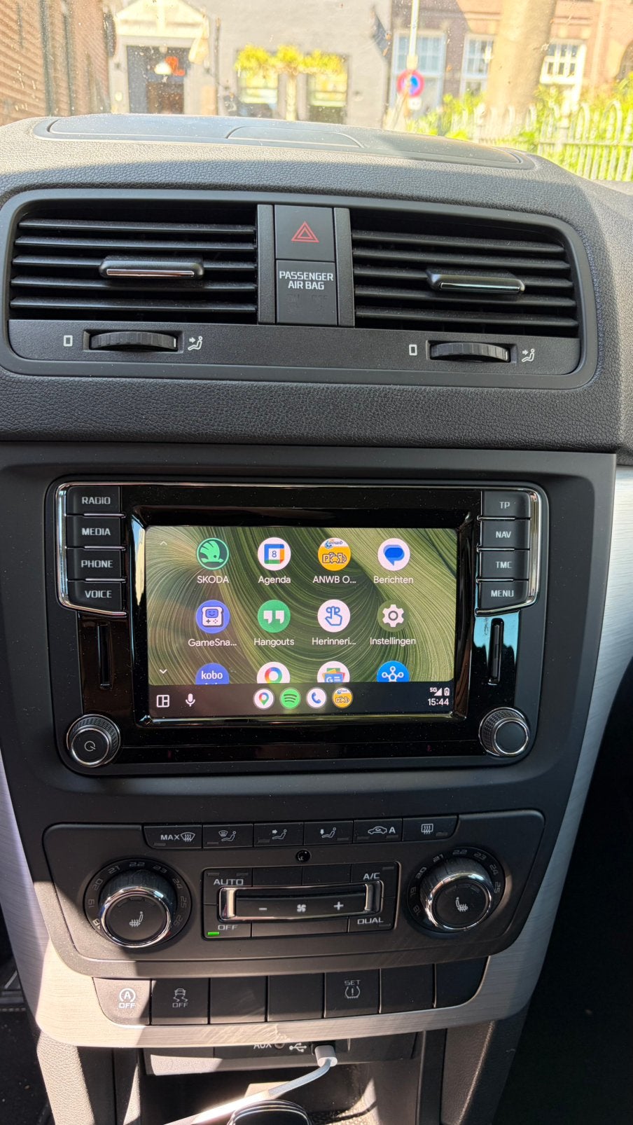 Skoda Smart-Link Apple CarPlay & Android Auto activeren, Ophalen, Zo goed als nieuw, Skoda, Skoda