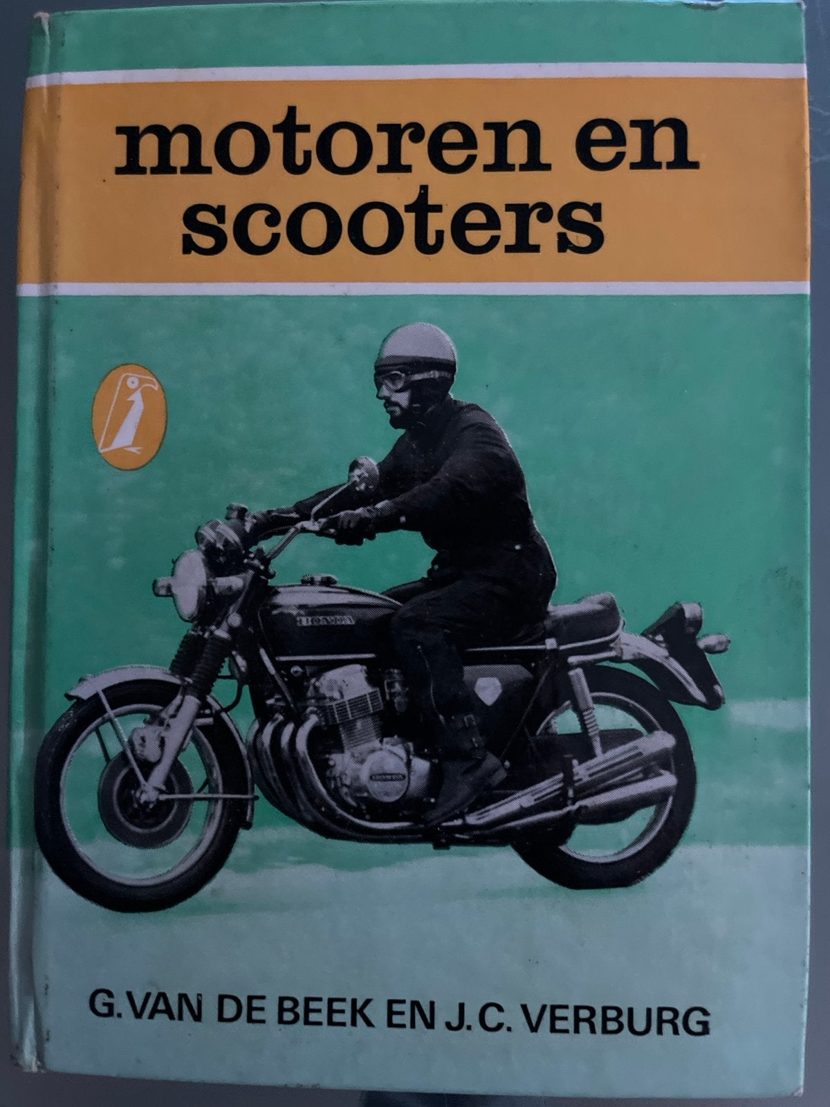 Motoren en Scooters - G. van de Beek en J.C. Verburg, Boeken, Ophalen of Verzenden, Gelezen, Algemeen
