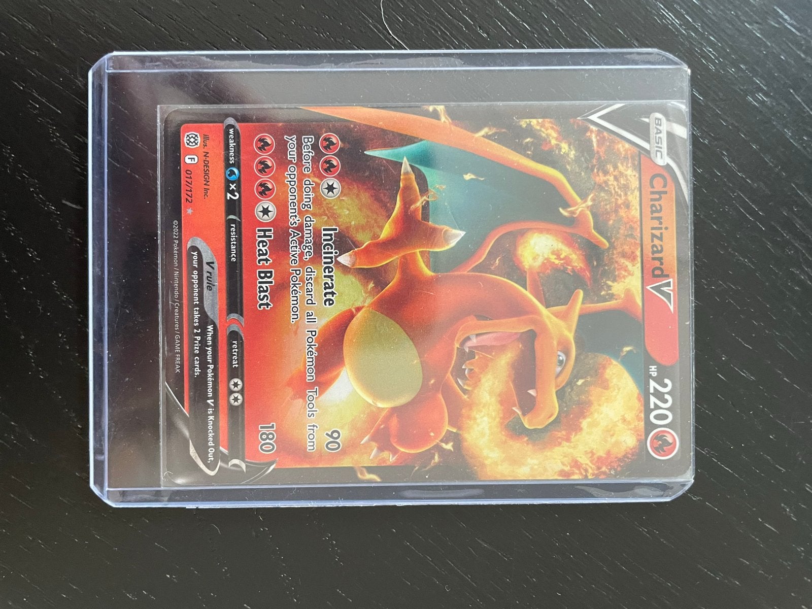 Pokémon Kaart Charizard V 017/172, Ophalen of Verzenden, Zo goed als nieuw, Losse kaart