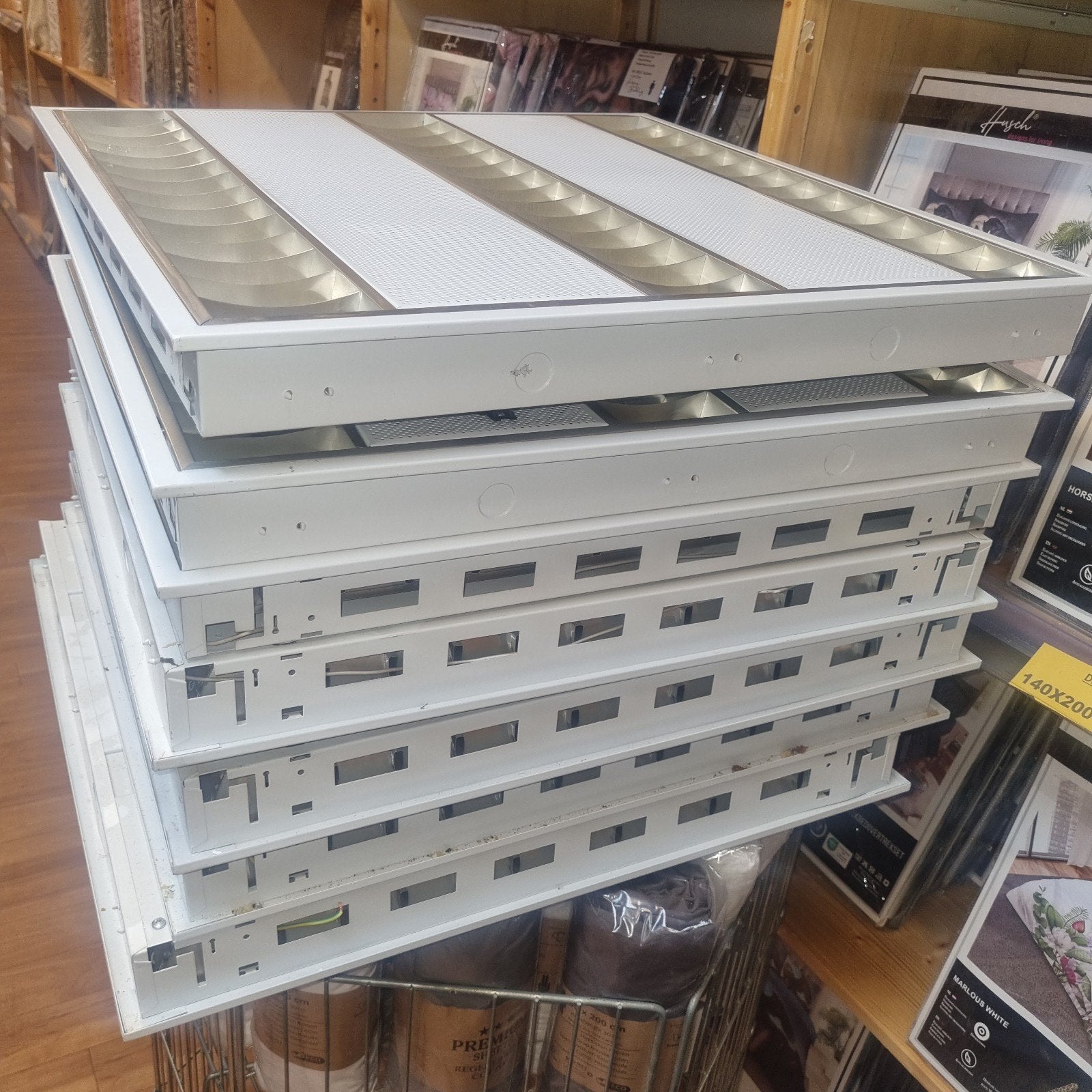 Led panelen 60x60 cm 40 stuks - Led verlichting armaturen, Ophalen, Gebruikt, 60 cm