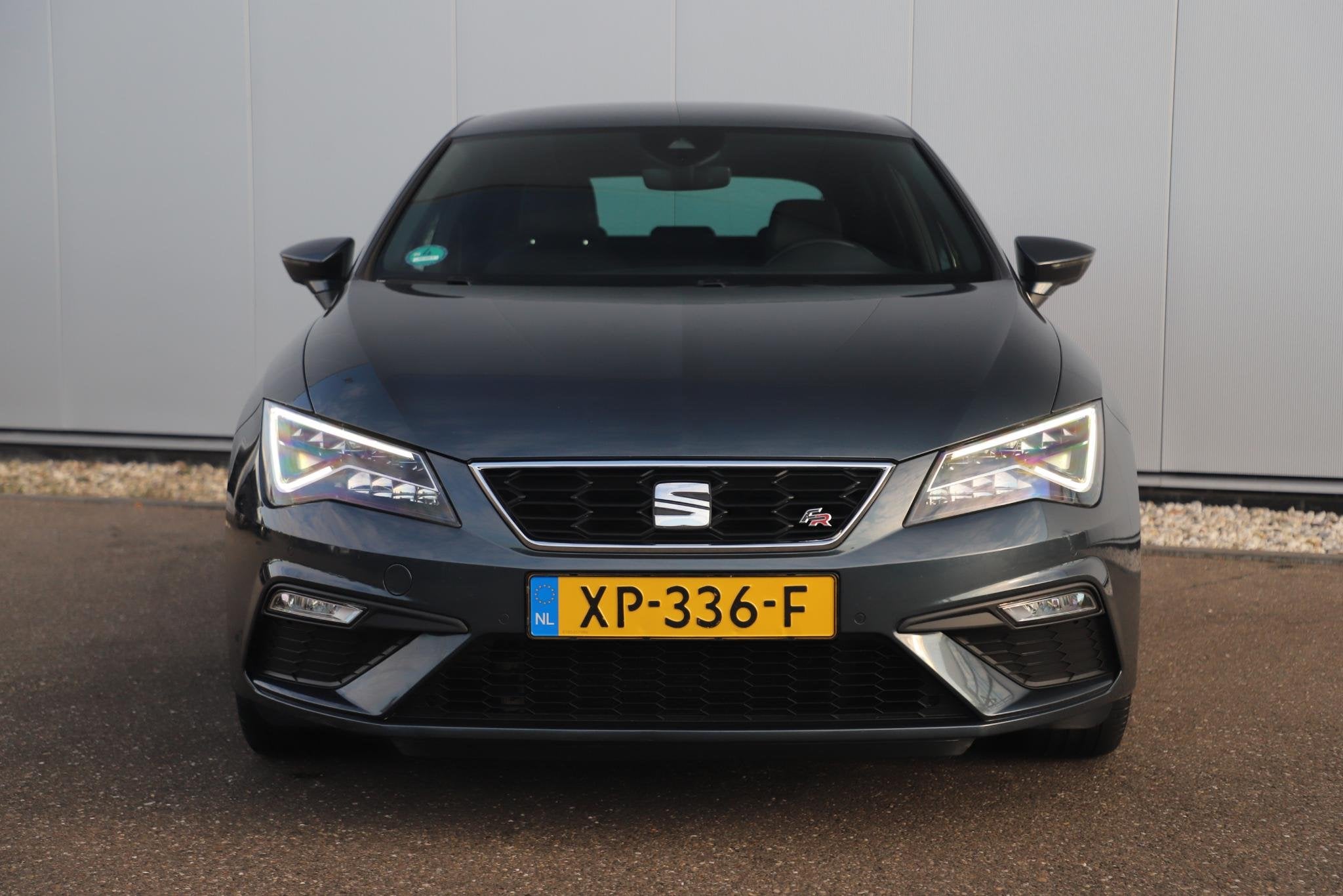 SEAT Leon 1.5 TSI FR Business Intense 131PK Virtual Cockpit, Voorwielaandrijving, Stof, Euro 6, 4 cilinders