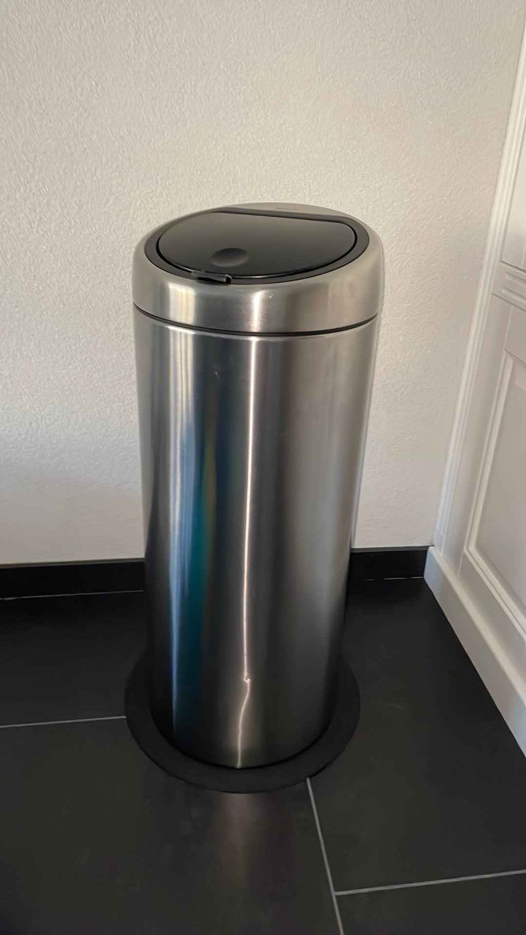 Brabantia touch bin 30ltr - mat steel - keuken prullenbak, Ophalen, 50 – 75, Gebruikt, 20 tot 30 liter