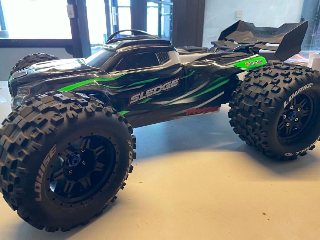 Traxxas SLEDGE 1:8 Brushless Monster Truck, Ophalen of Verzenden, Gebruikt, Auto offroad