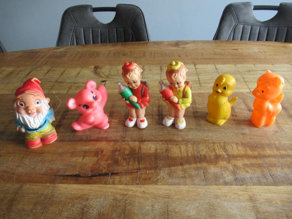 Vintage Piepbeestjes piepspeeltjes figuren kabouter dieren, Ophalen of Verzenden, Gebruikt