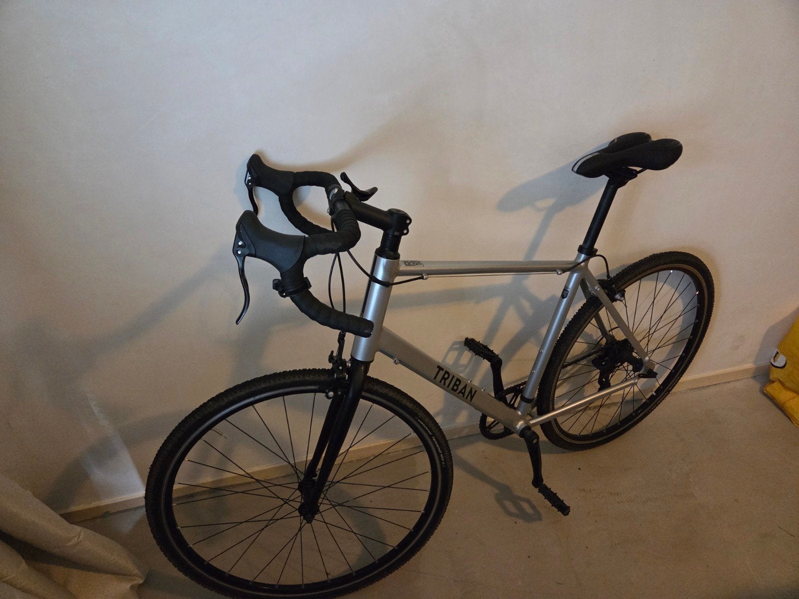 TRIBAN RC 100 maat xl, Fietsen en Brommers, Minder dan 10 versnellingen, Aluminium, Zo goed als nieuw, Ophalen
