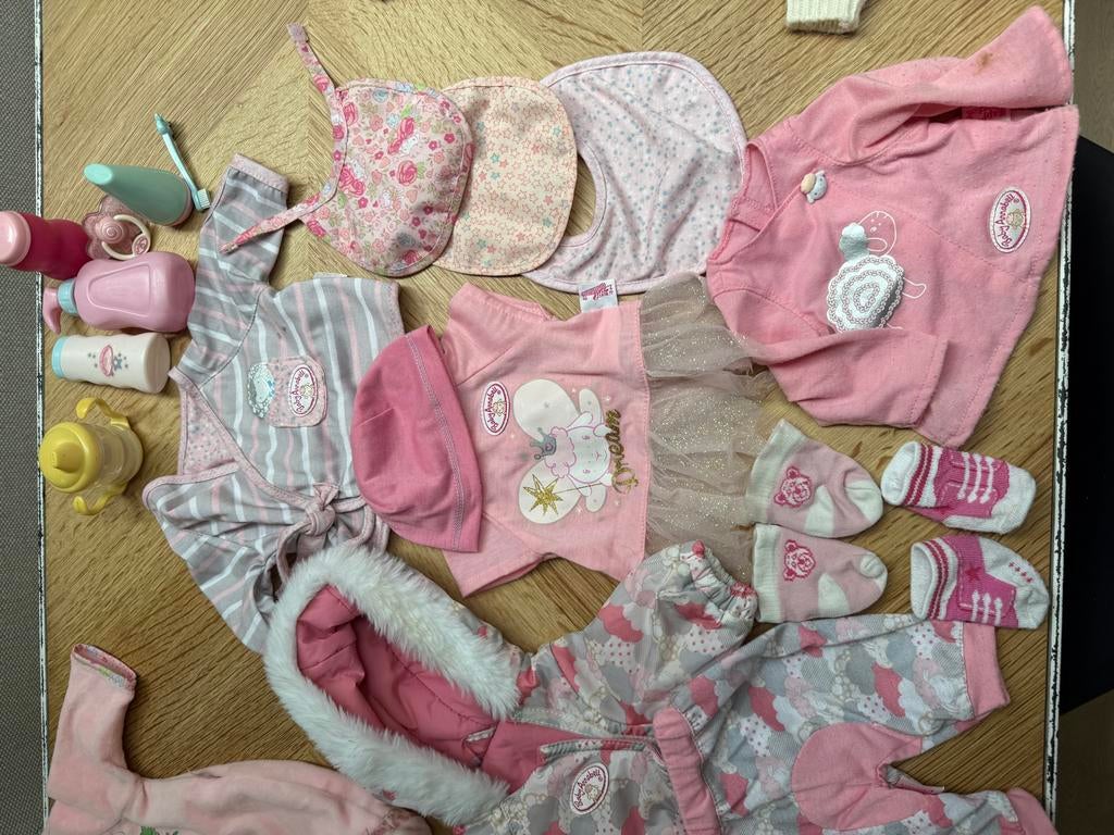 Baby Annabell poppenkleding en accessoires pakket, Ophalen of Verzenden, Gebruikt, Babypop