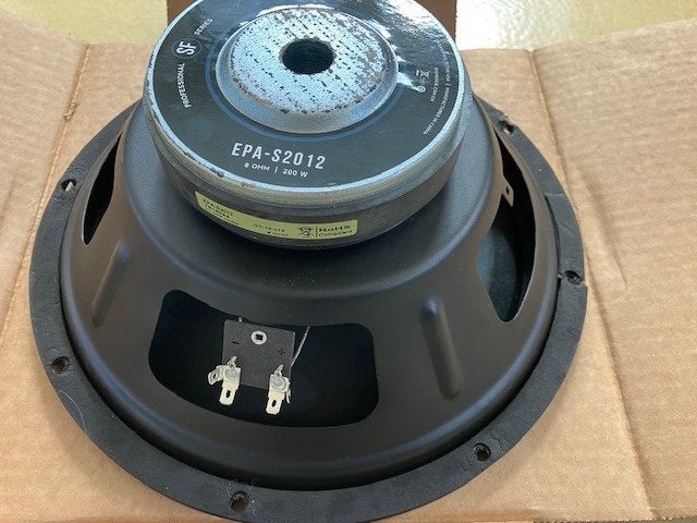 Eminence  S2012 Bas speaker, Ophalen of Verzenden, Zo goed als nieuw, Basgitaar, 100 watt of meer
