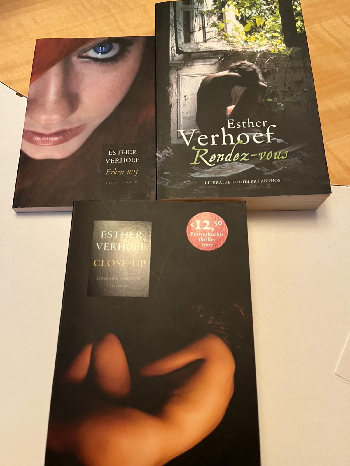 Esther Verhoef - 3 boeken - Thrillers, Ophalen of Verzenden, Zo goed als nieuw, Nederland, Esther Verhoef