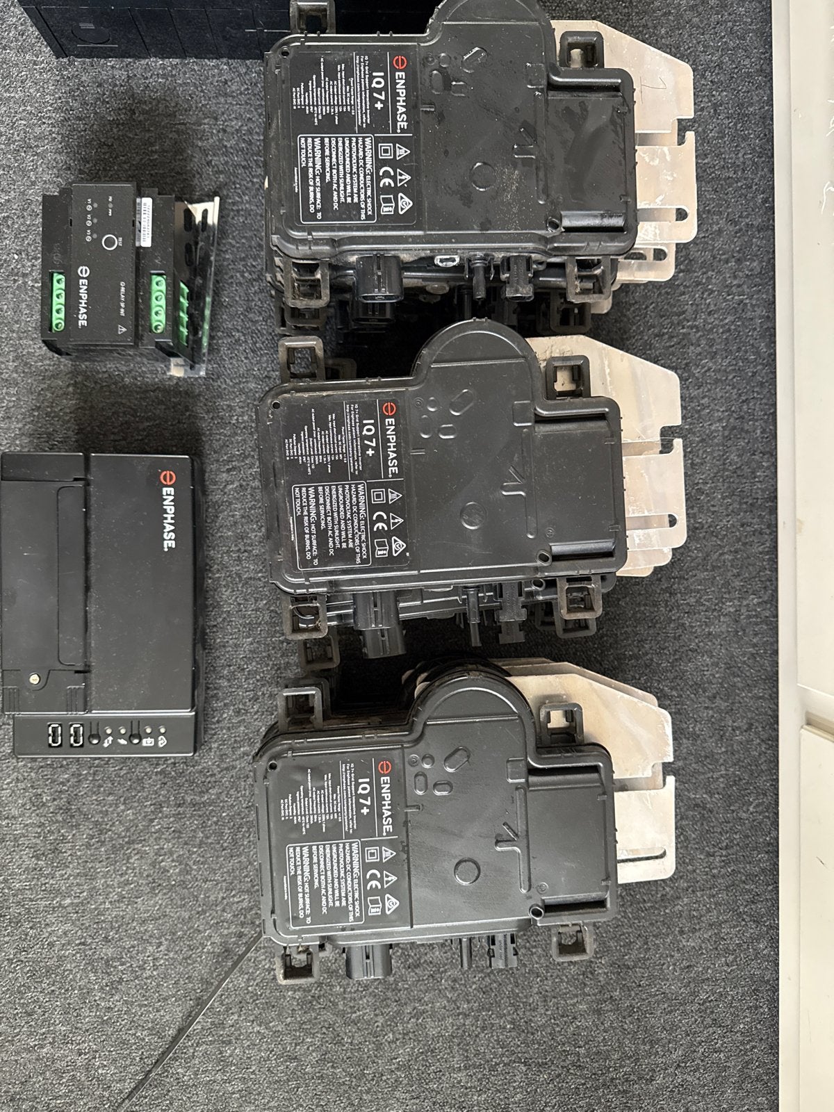 Enphase IQ7+ Micro-omvormers en Envoy-S Standard, Ophalen, Gebruikt, Compleet systeem, 200 wattpiek of meer