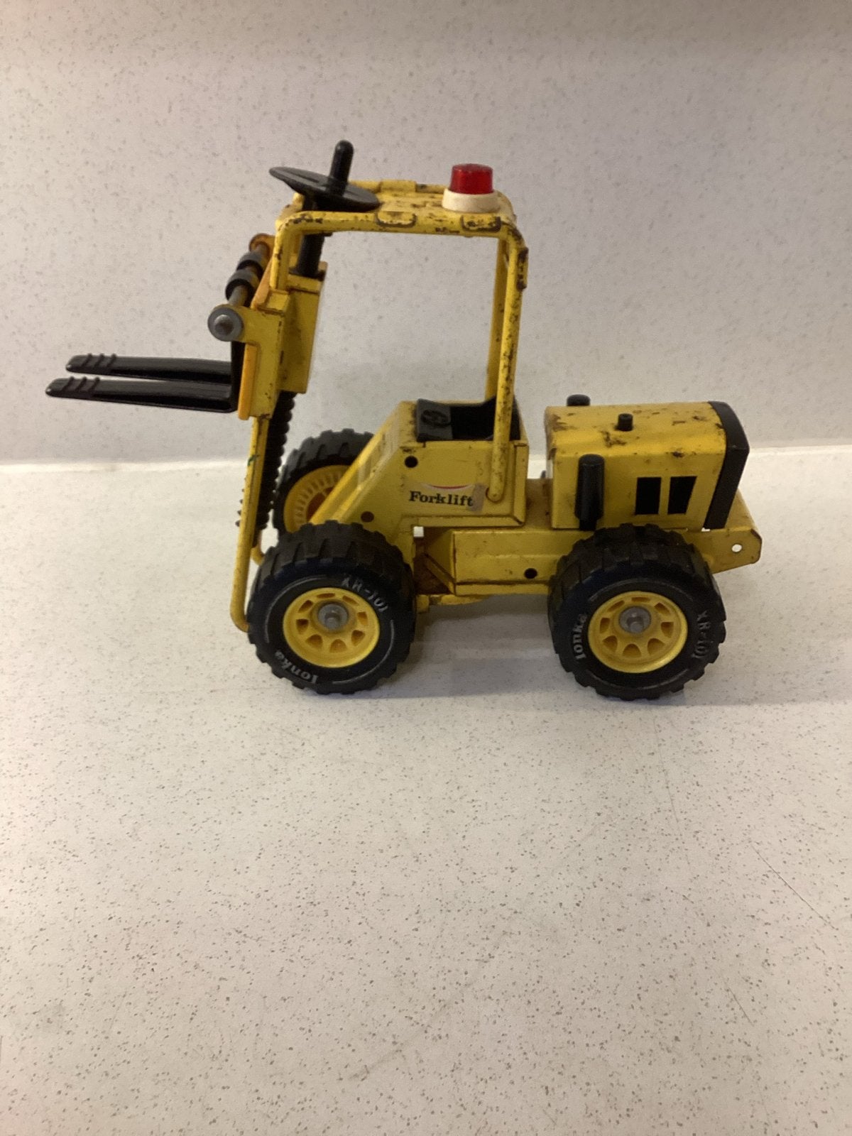 Vintage Tonka vorkheftruck - Geel metalen speelgoed, Ophalen of Verzenden, Gebruikt
