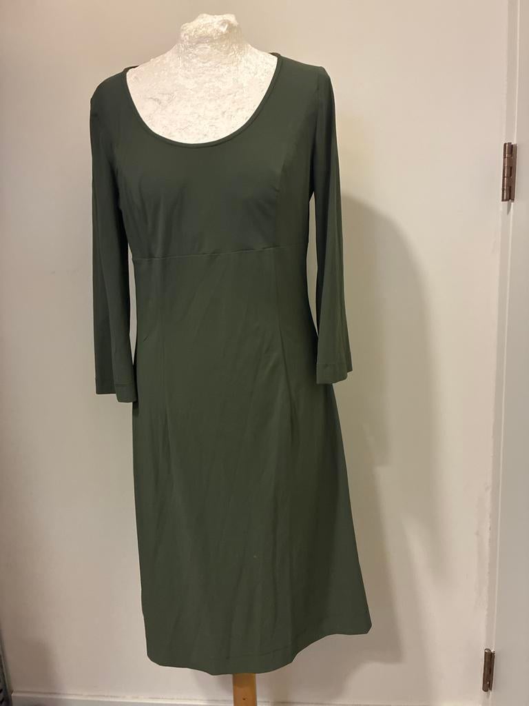 LaDress Anais jurk travelstof olijfgroen maat S, Kleding | Dames, Jurken, Ophalen of Verzenden, Zo goed als nieuw, Knielengte