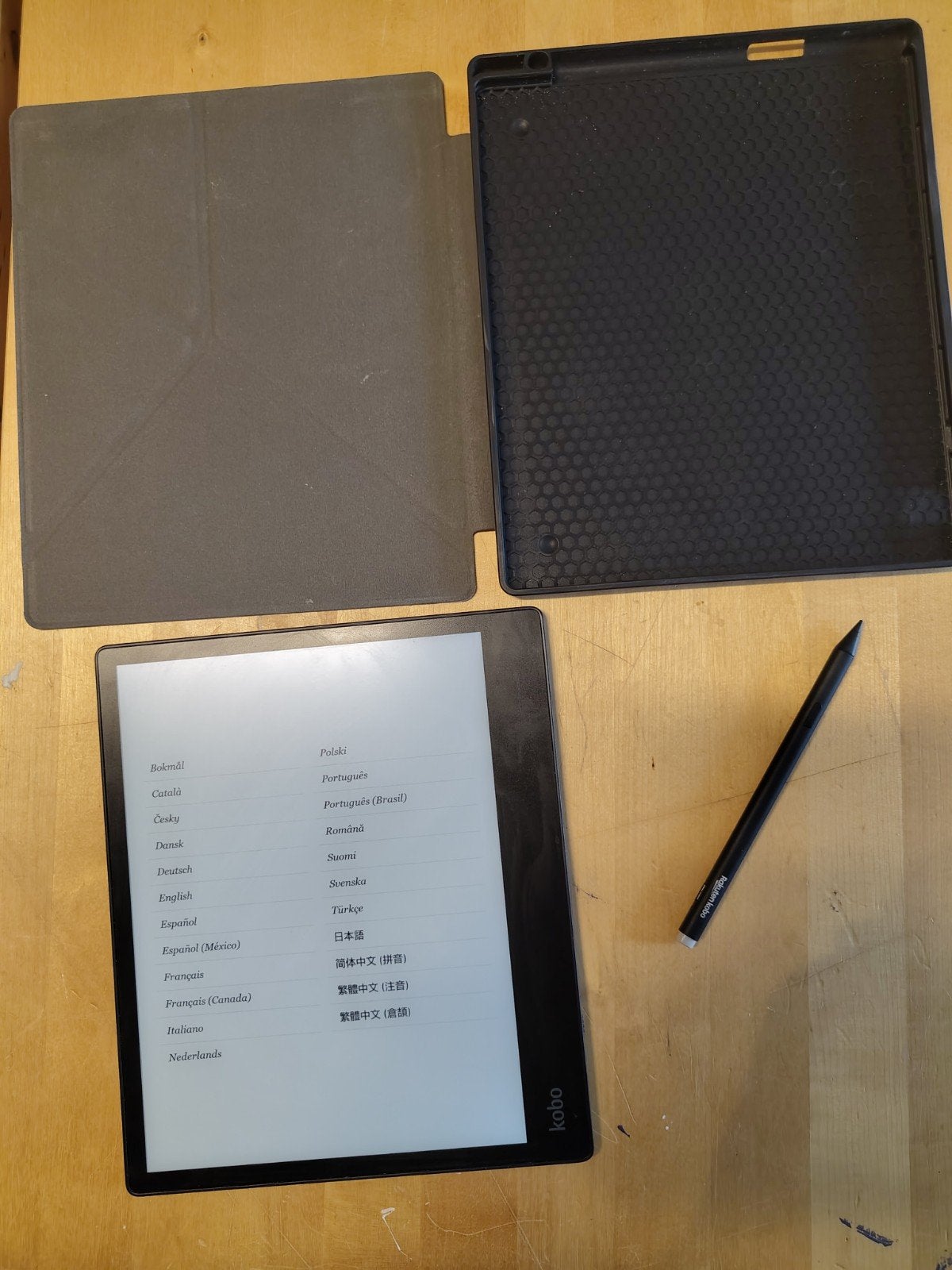 Kobo Elipsa e-reader met stylus, zo goed als nieuw, Wi-Fi, Ophalen of Verzenden, Zo goed als nieuw, 10 inch of meer