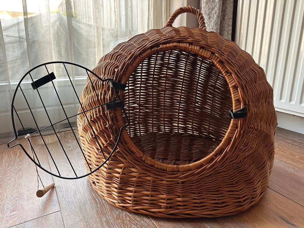 Grote rotan /rieten kattenmand, Dieren en Toebehoren, Ophalen, Zo goed als nieuw, Riet
