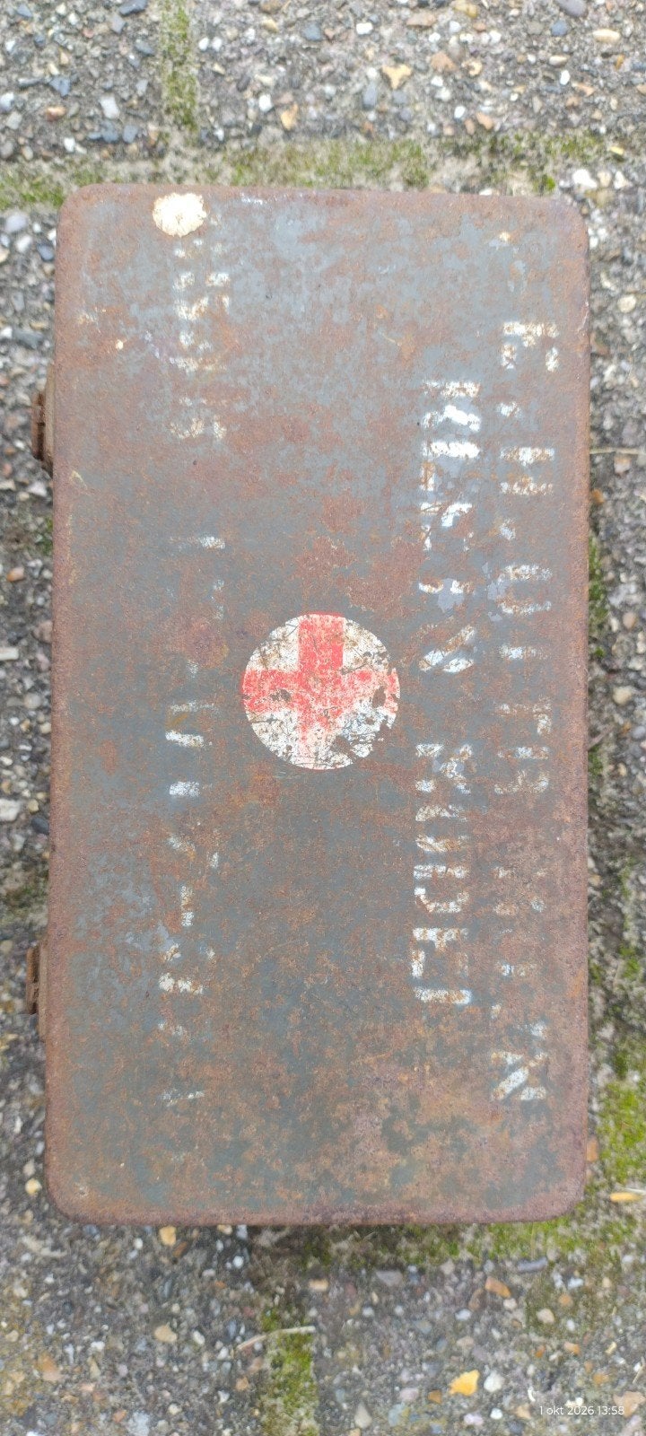 Vintage EHBO Kistje - Militair - Rode Kruis, Ophalen of Verzenden, Overige soorten, Overige gebieden, Kist of Geocache