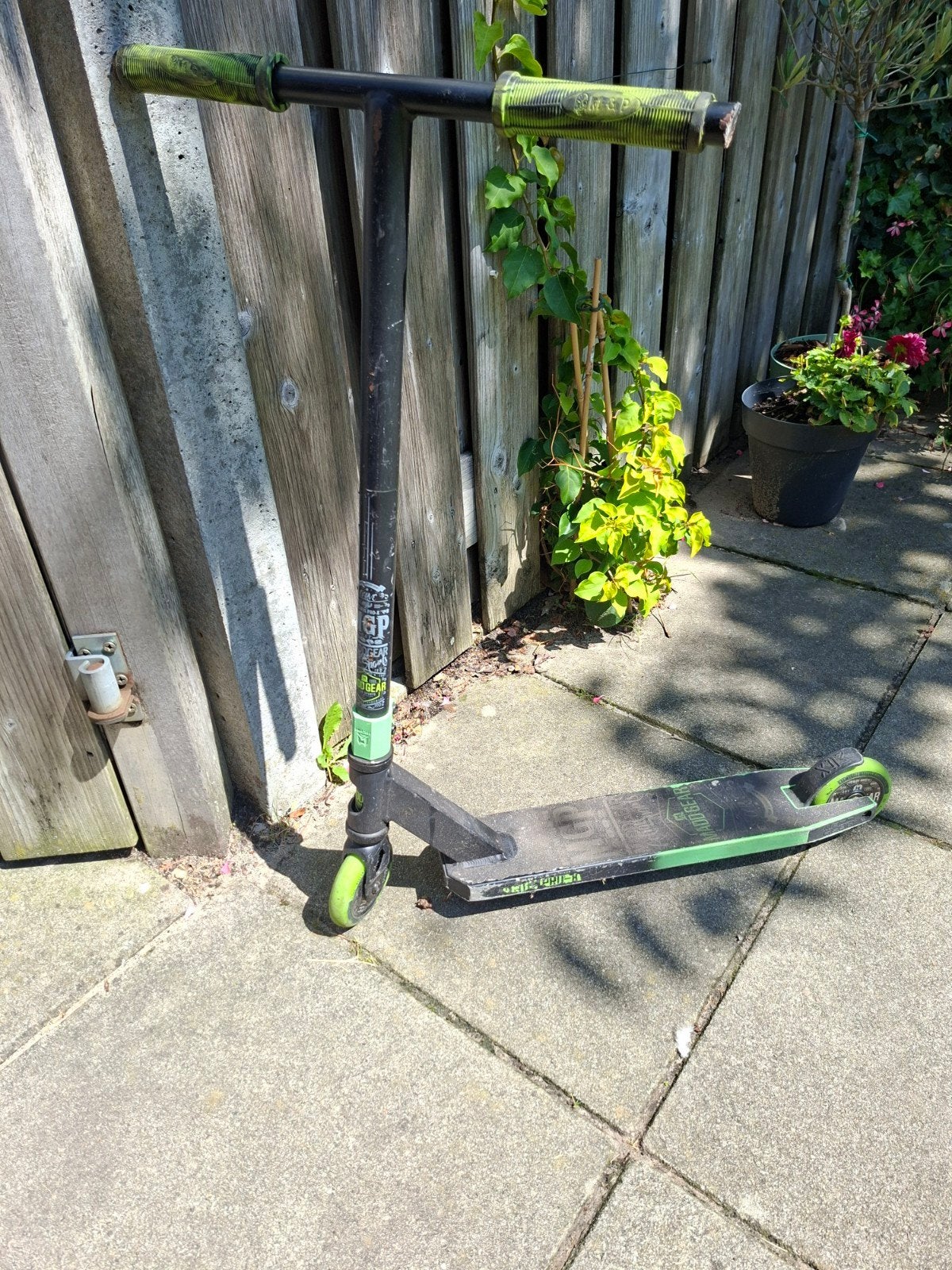 Madd Gear Stuntstep - Gebruikt, Fietsen en Brommers, Steps, Ophalen, Gebruikt, Gewone step, Madd Gear