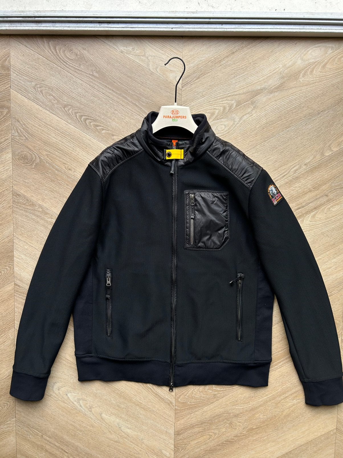 Parajumper jas Cool down maat XL origineel, Ophalen of Verzenden, Zo goed als nieuw, Maat 56/58 (XL), Zwart