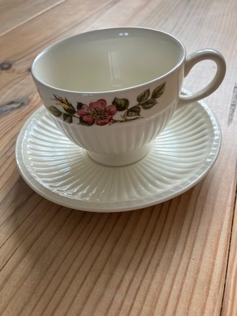 1x Wedgwood Briar Rose Kop en Schotel – Goede staat, Ophalen, Gebruikt, Wedgwood, Kop(pen) en/of Schotel(s)