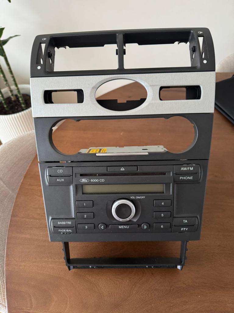 Ford Mondeo mk3 Visteon radio cd 6000 met frame, Ophalen of Verzenden, Gebruikt