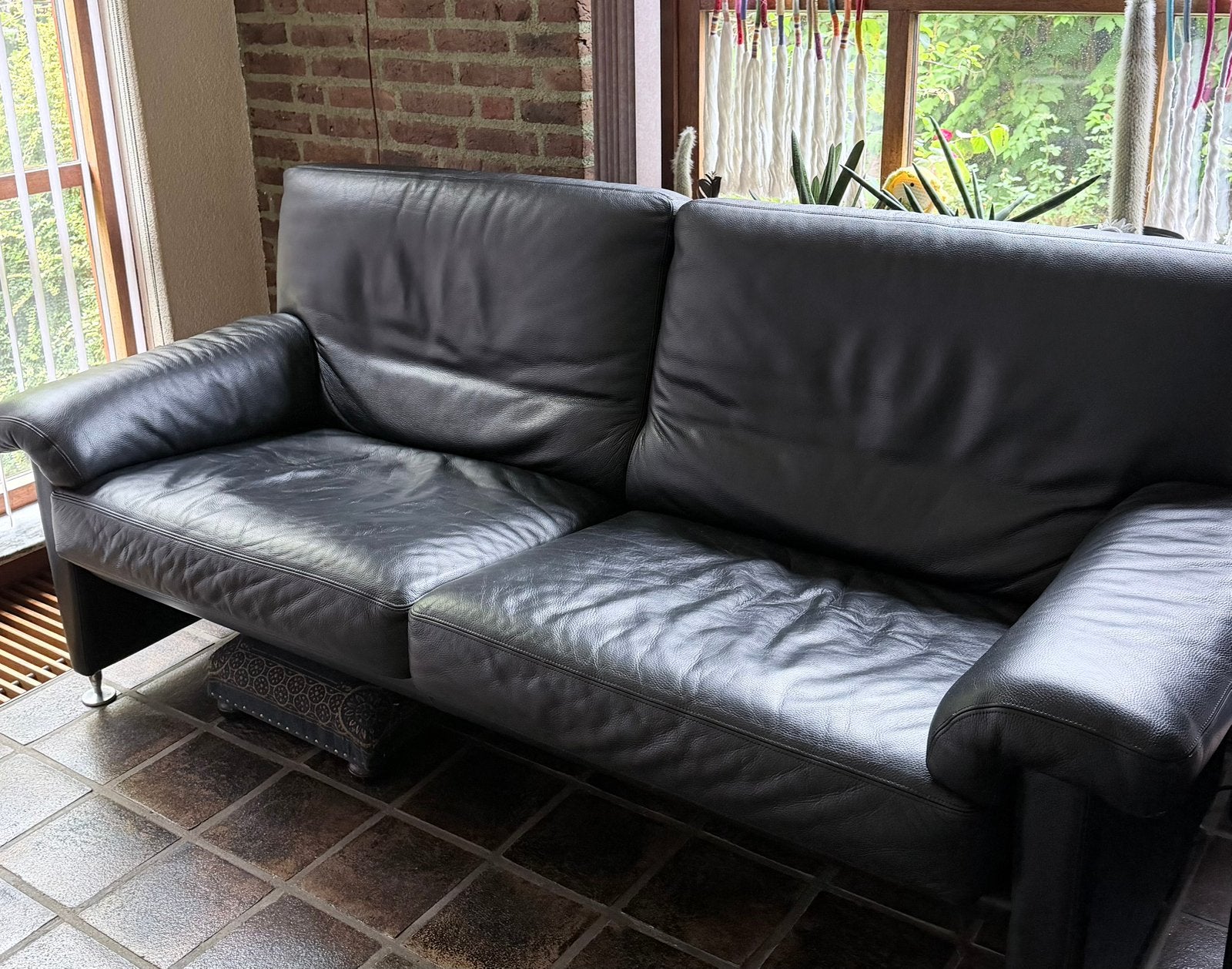 Zwarte leren designbank – Durlet – tijdloos Belgisch design, Ophalen, Gebruikt, 150 tot 200 cm, Driepersoons