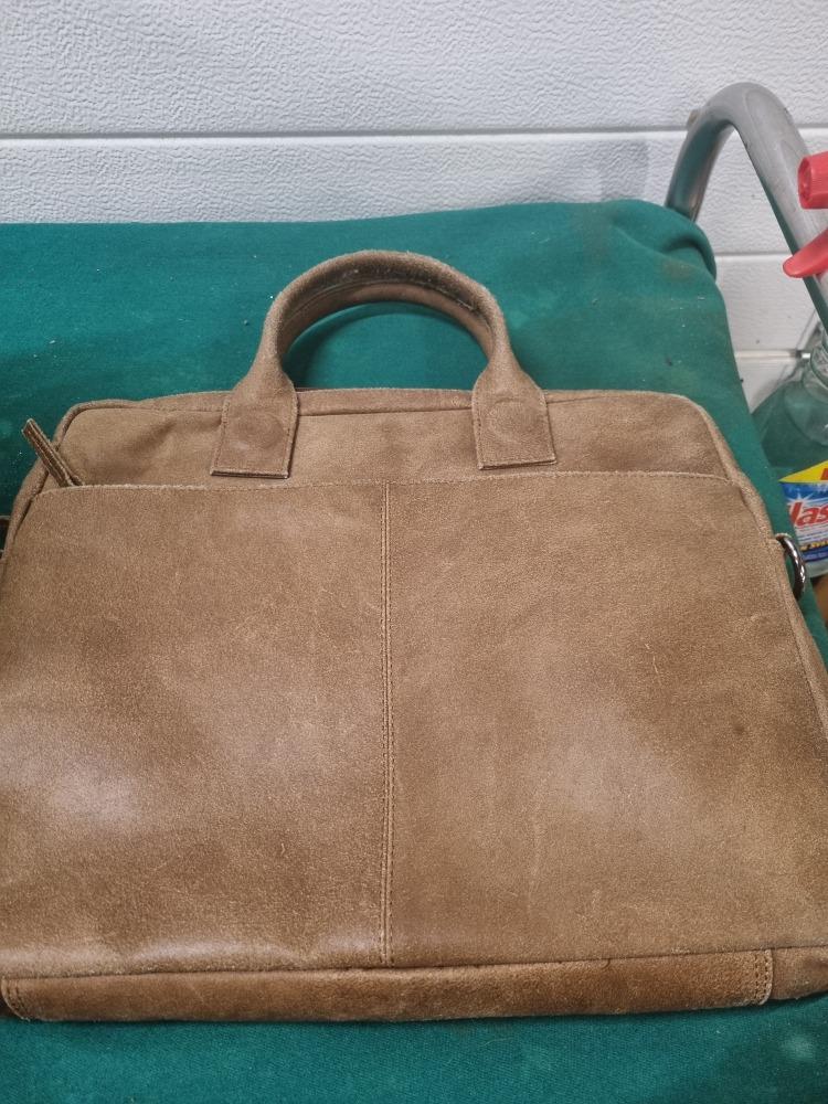 handtas dstrct bruin leer, Ophalen of Verzenden, 'T Olde Gre-j, Info@toldegrej.nl, Endepoelstraat 20f Didam