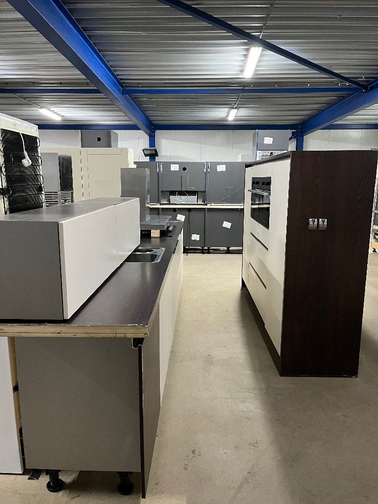 Keuken Compleet met APP 120Keukens op voorraad Nr. 2972