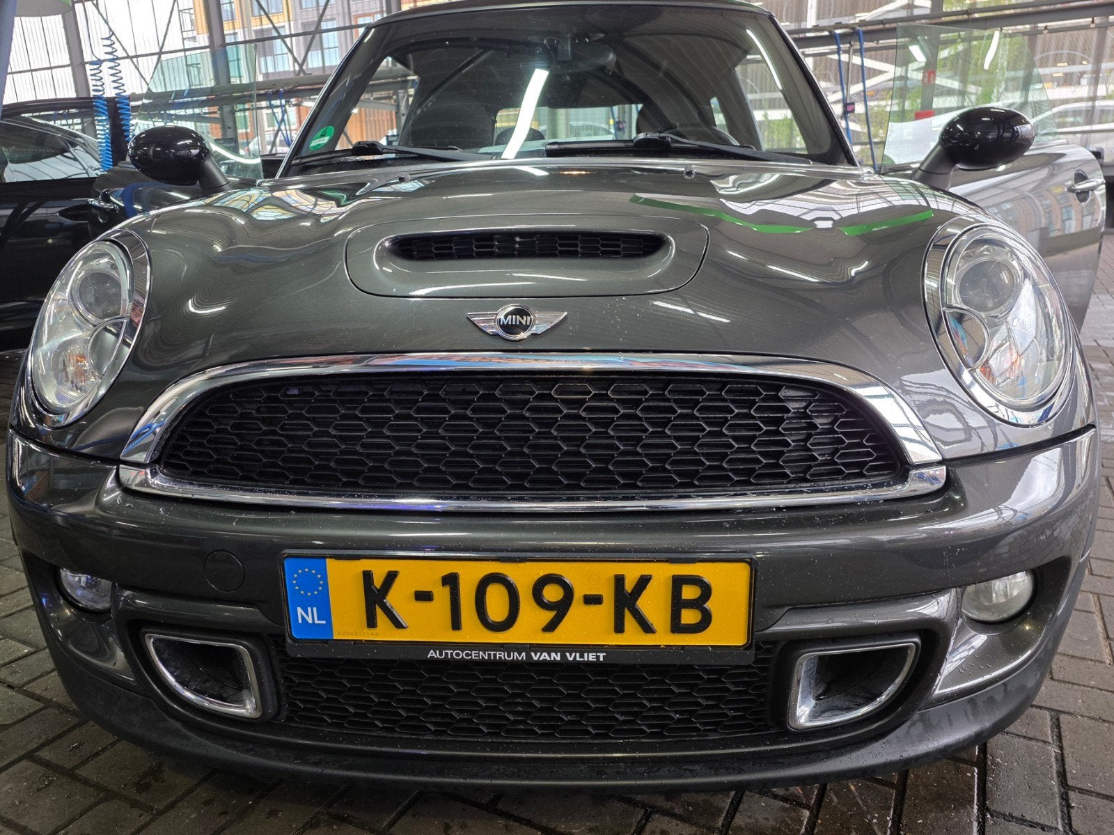Mini 1.6 Cooper S, in super staat, lage km