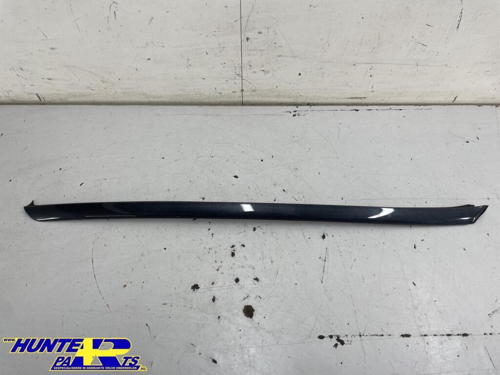 Raamrubber voorruit R grijs Volvo XC60 I ('08->) 30784798, Gebruikt, Ophalen of Verzenden, Volvo