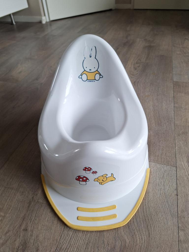 Plas potje kinderen nijntje, Ophalen