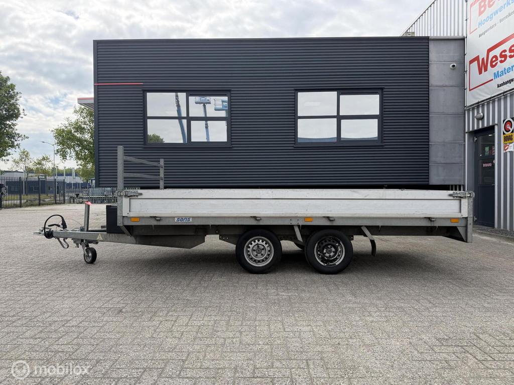 Nette Saris plateauwagen 405x185cm 2000kg, Gebruikt