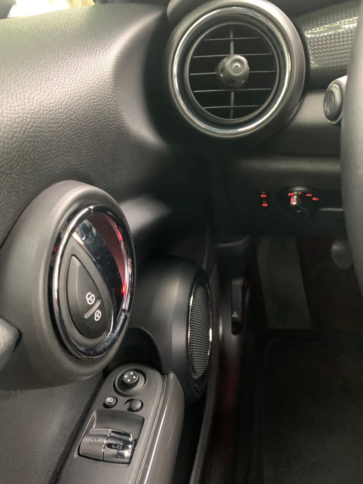Foto 18 van Mini Cooper 1.2 ONE 2016 XENON/CLIMATECONTROL/NAVI/NAP✅