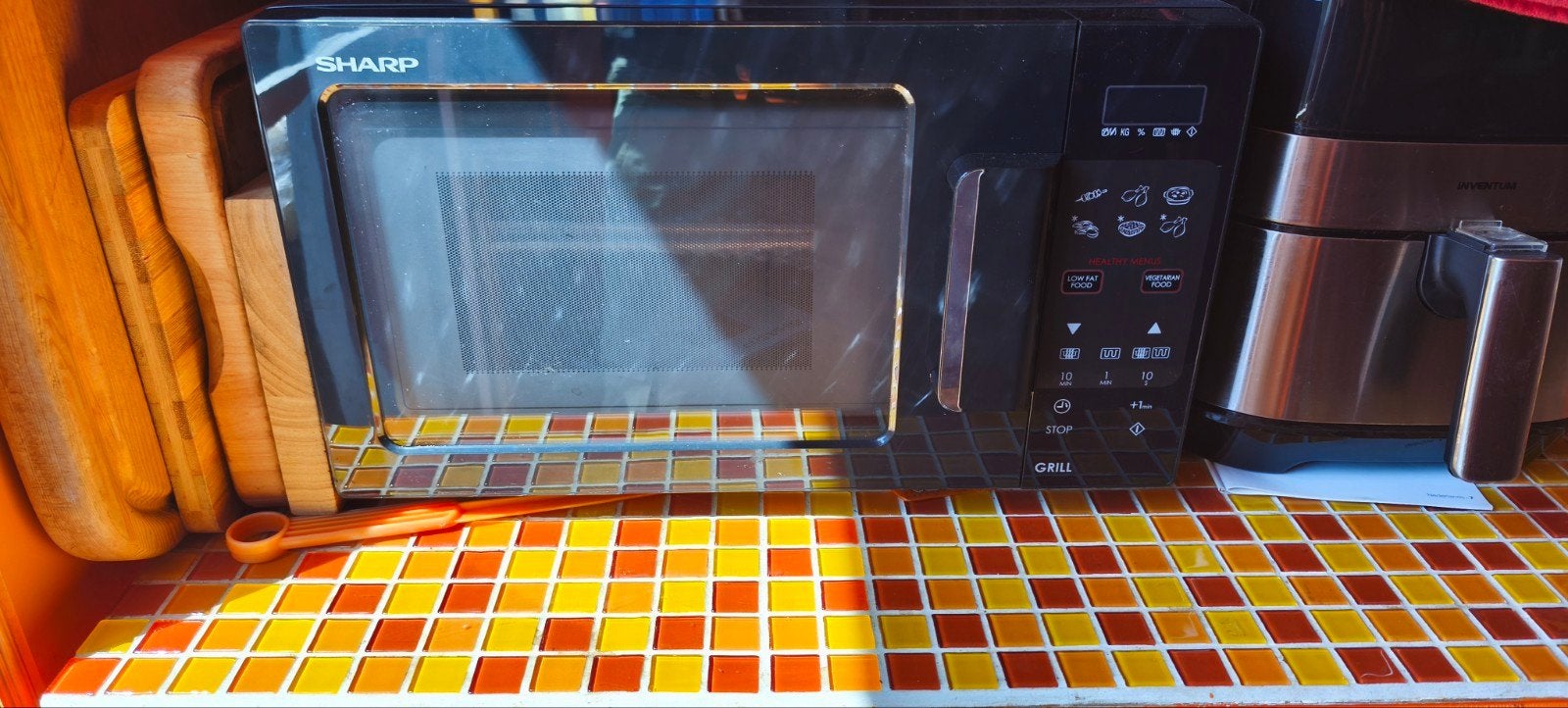 Sharp R-667-A Combimagnetron met Grill, Witgoed en Apparatuur, Magnetrons, Combimagnetron, Grill, Ophalen of Verzenden, Zo goed als nieuw