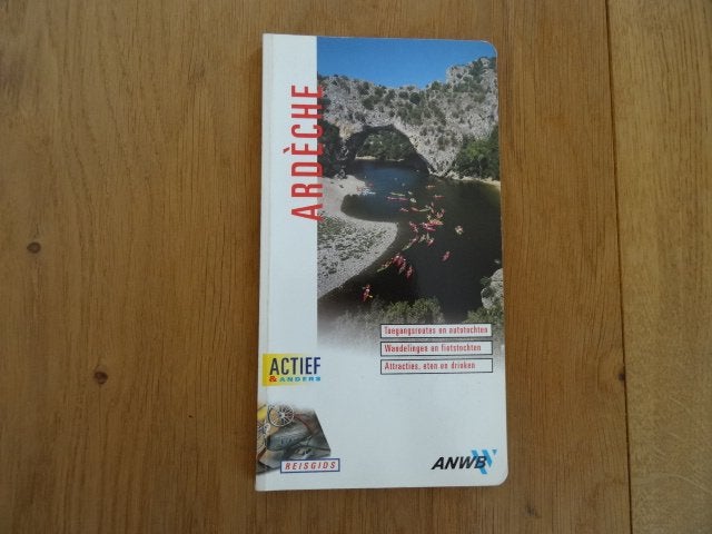 anwb actief reisgids Ardeche, Gelezen, Europa, Ophalen of Verzenden, Reisgids of -boek