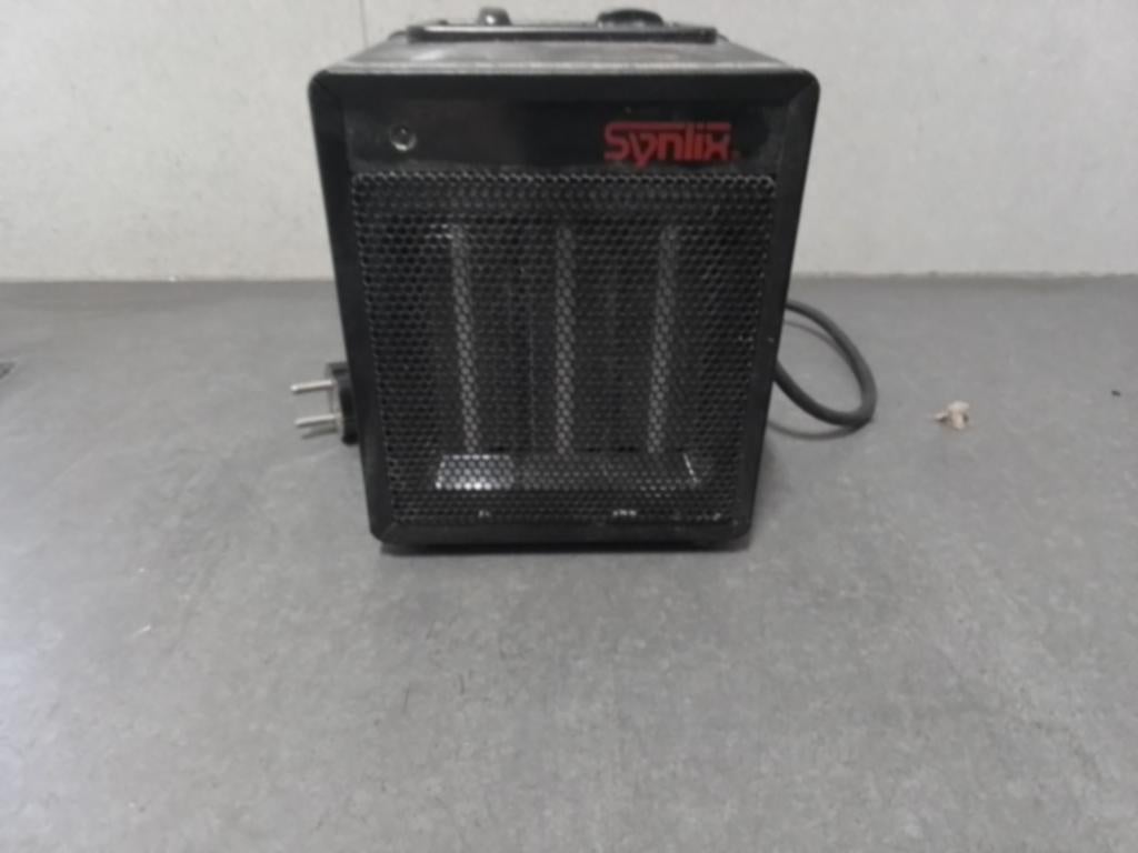 Syntix kleine keramische kachel, Ophalen of Verzenden, Minder dan 60 cm, Kachel, 30 tot 80 cm
