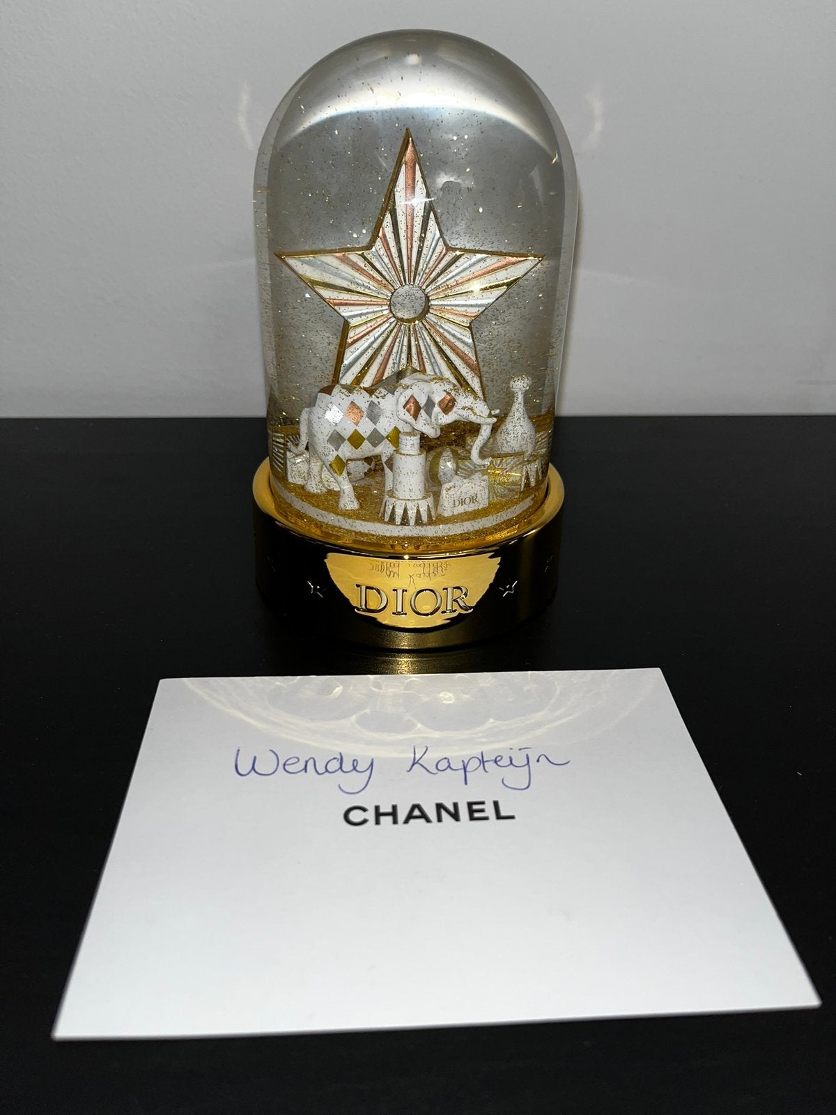 Dior sneeuwbal sneeuwbol globe VIP gift, Ophalen of Verzenden, Zo goed als nieuw, Miniatuur