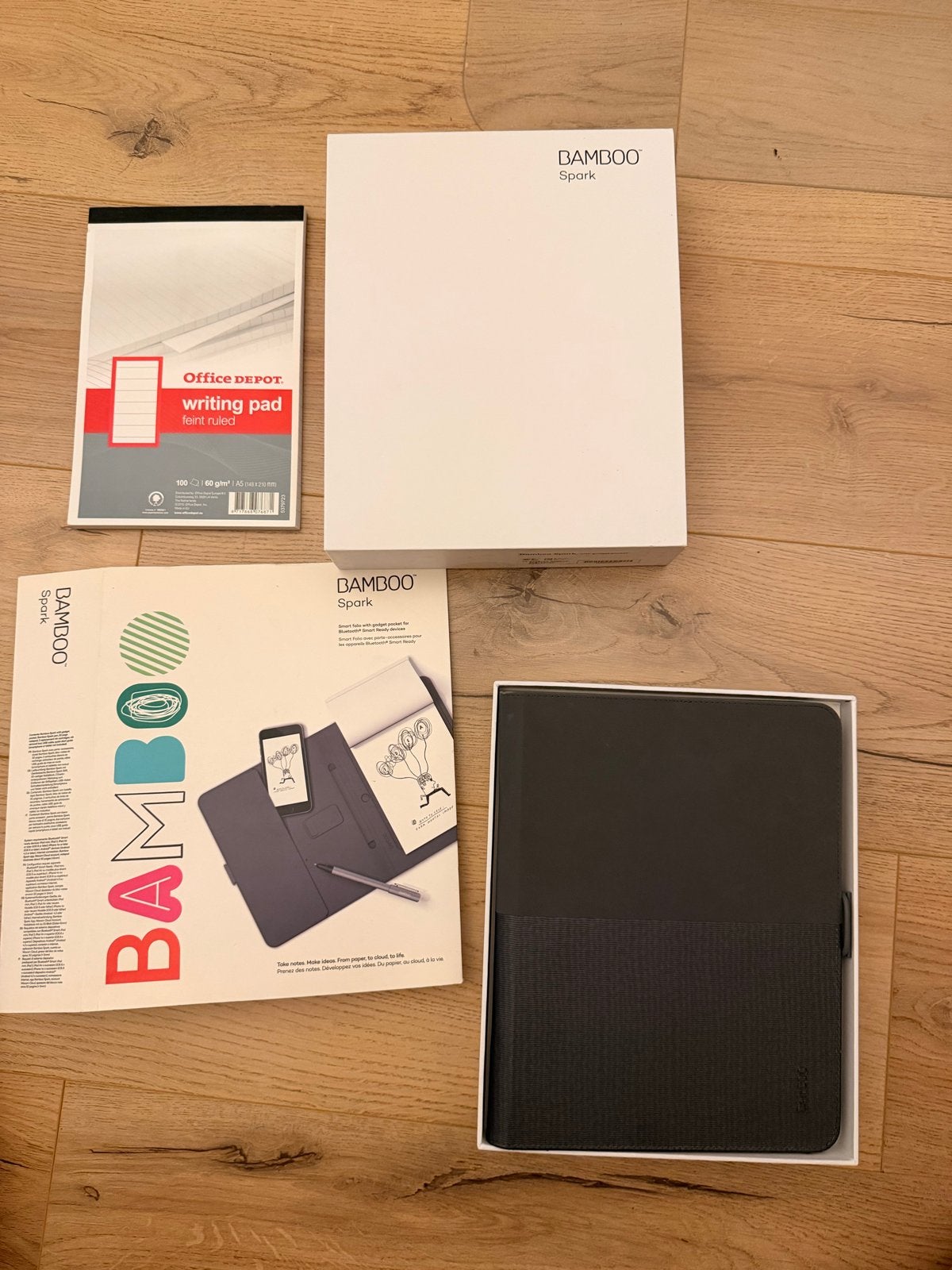 Wacom Bamboo Spark XLA-F990(A) Smart Folio met Gadget Pocket, Ophalen of Verzenden, Zo goed als nieuw, 10 inch, 64 GB