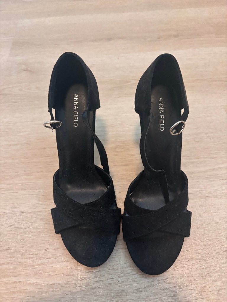 Anna Field Sandals — Size 41 — €39, Kleding | Dames, Ophalen of Verzenden, Zo goed als nieuw, Zwart, Sneakers of Gympen