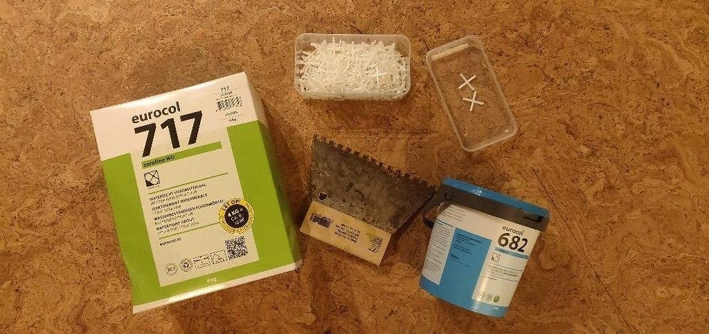 Tegelpasta, voegmiddel, tegelprofiel en toebehoren, Ophalen, Zo goed als nieuw