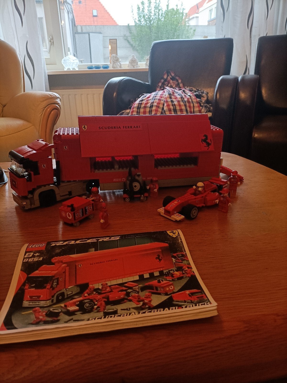 LEGO Racers 8654 Scuderia Ferrari Truck, Ophalen of Verzenden, Zo goed als nieuw, Overige merken