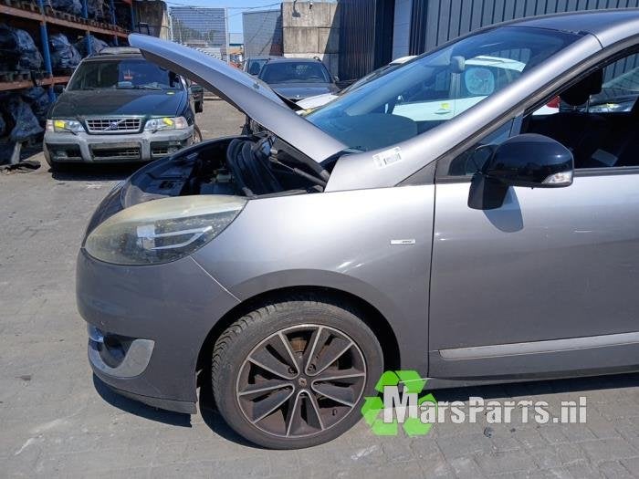 Scherm links-voor van een Renault Grand Scenic