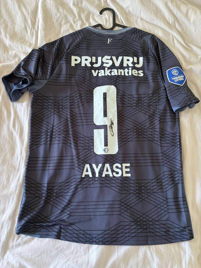 Gesigneerd Feyenoord uitshirt Ueda + video bewijs, Maat L, Ophalen of Verzenden, Nieuw, Shirt