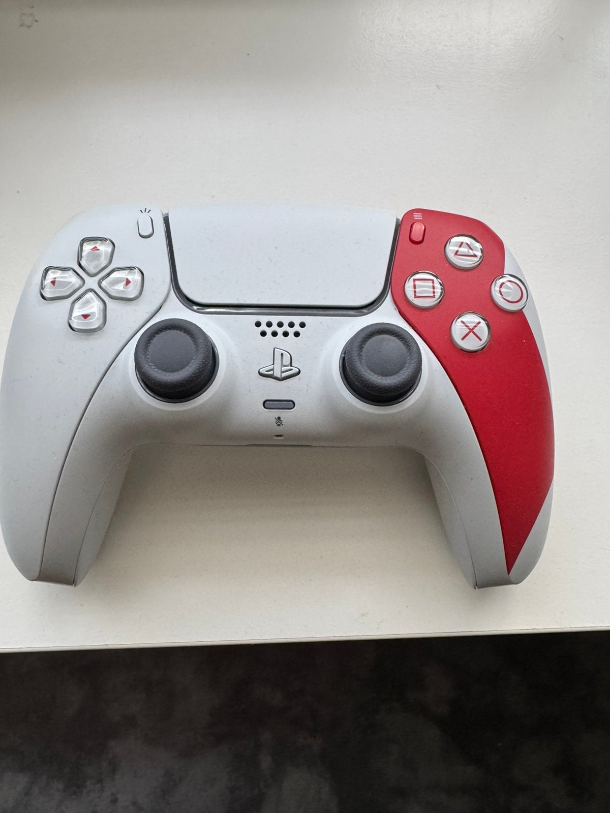 PS5 Dualsense Controller God of War 20th Anniversary LTD ED, Ophalen of Verzenden, Zo goed als nieuw, Playstation 5