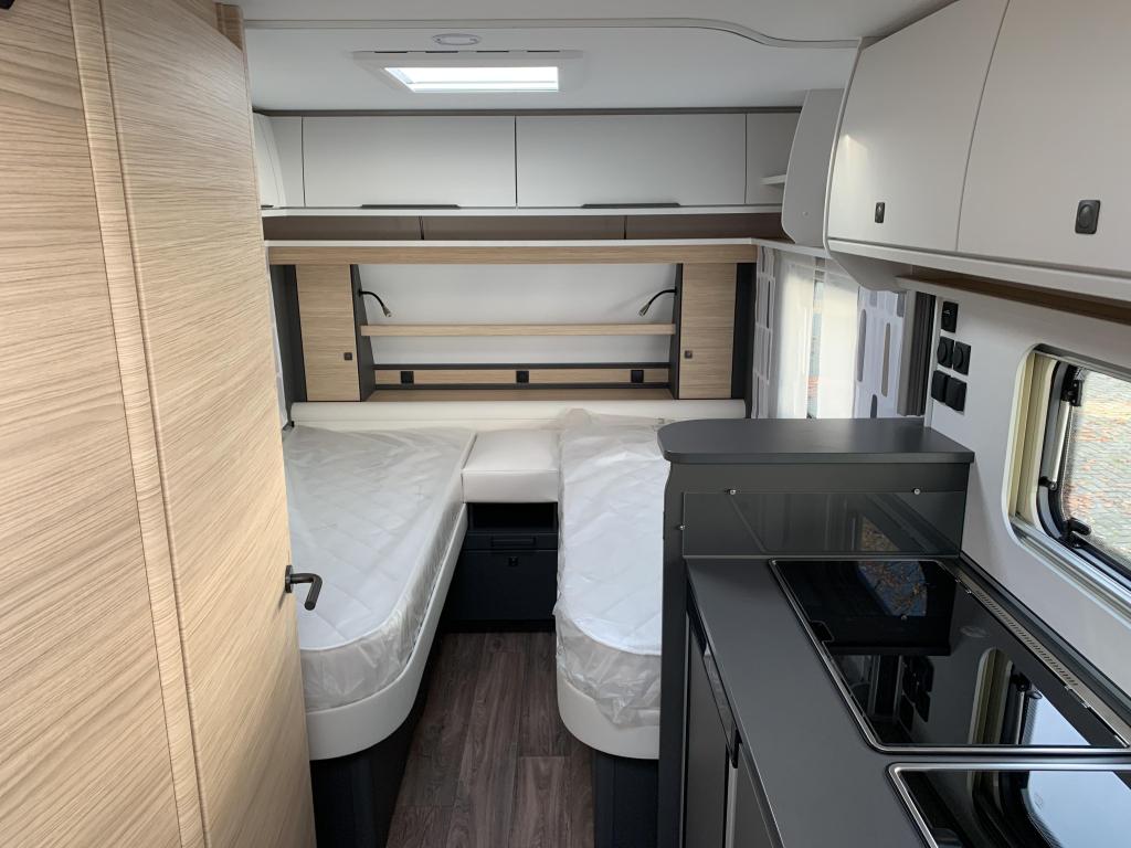 Fendt Apero 465 TG Model 2026, Caravans en Kamperen, Standaardzit, Bedrijf, Fendt, Schokbreker
